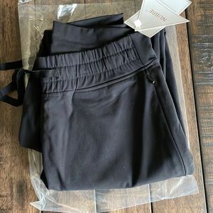 NWT BLACK Buffbunny Jewel joggers